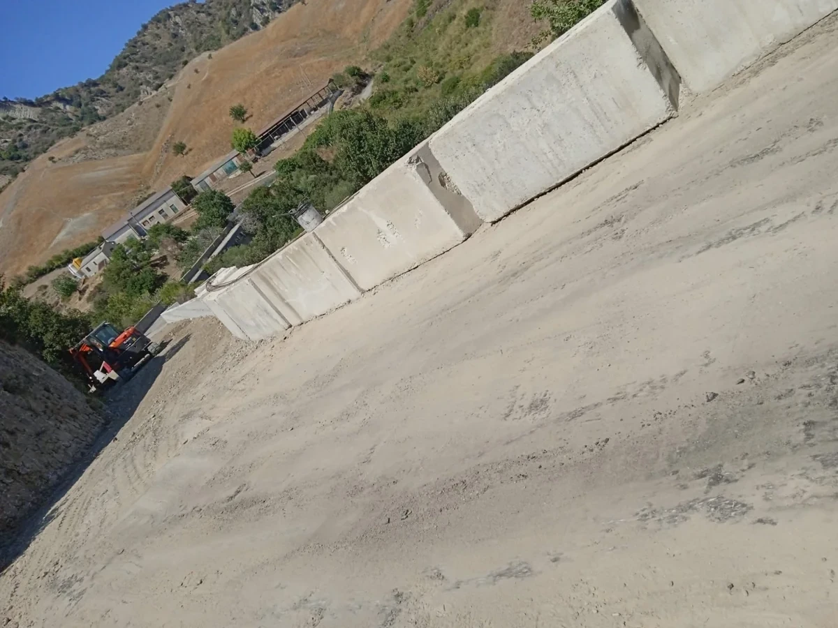 Strada 11